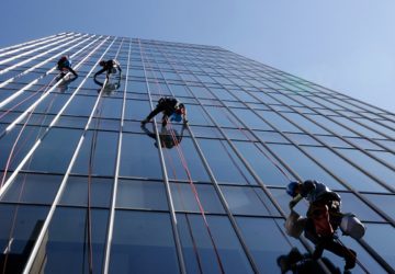 high-rise-cleaning